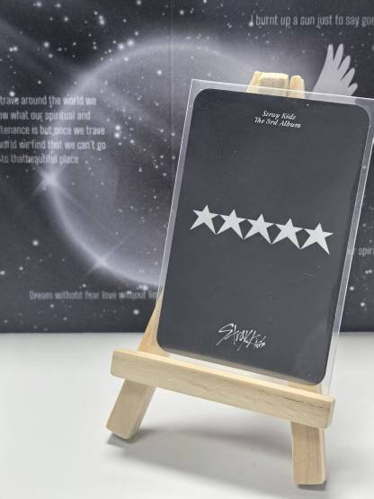 SKZ Official Photocard - Lee Know (For STAY)