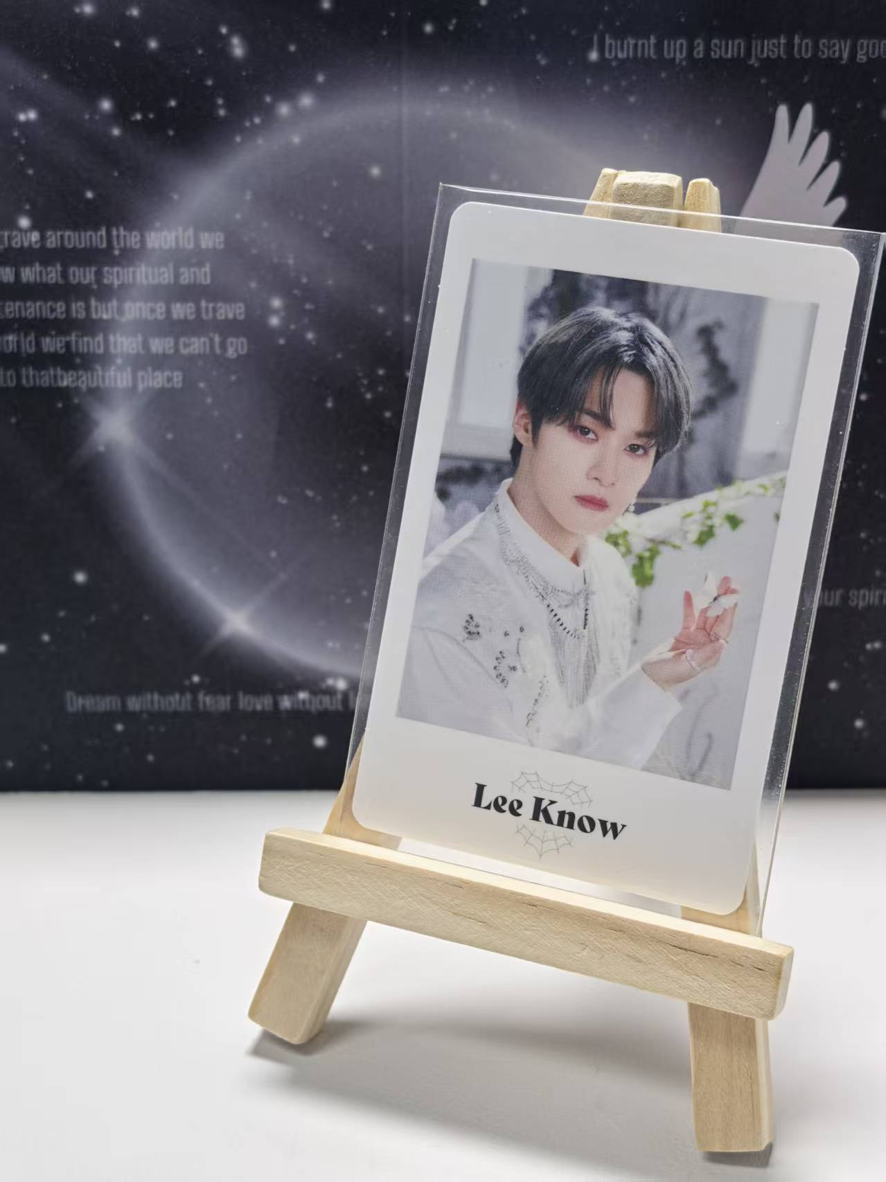SKZ Official Photocard - Lee Know (For STAY)