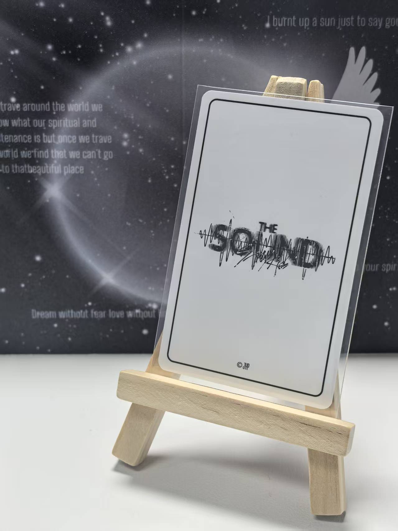 SKZ Official Photocard - Lee Know (For STAY)