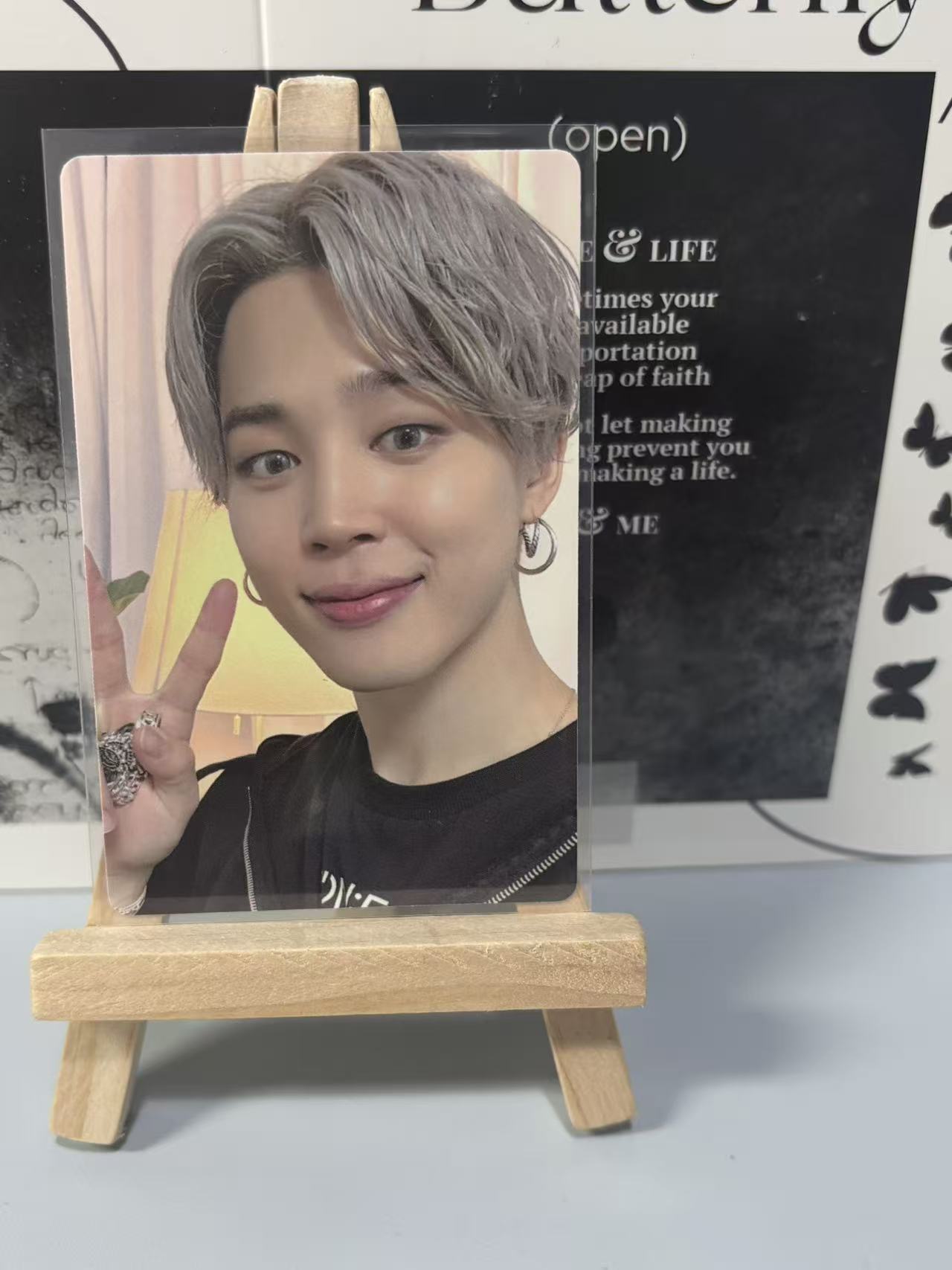 Jimin Offical Photocard of ‘MAP OF THE SOUL ON:E'