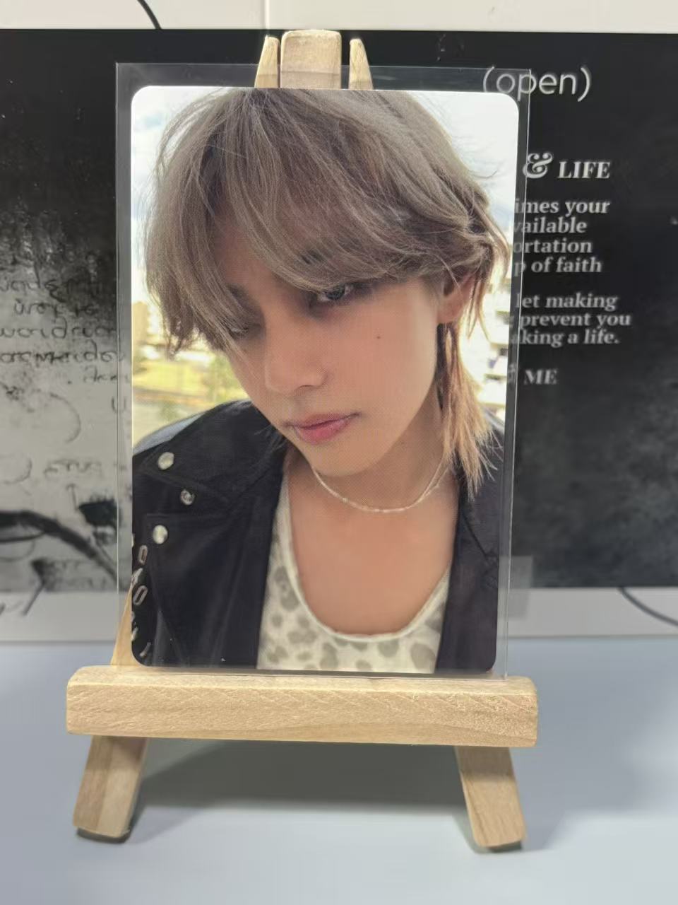 V Solo album offical photocard of 'Layover ' set