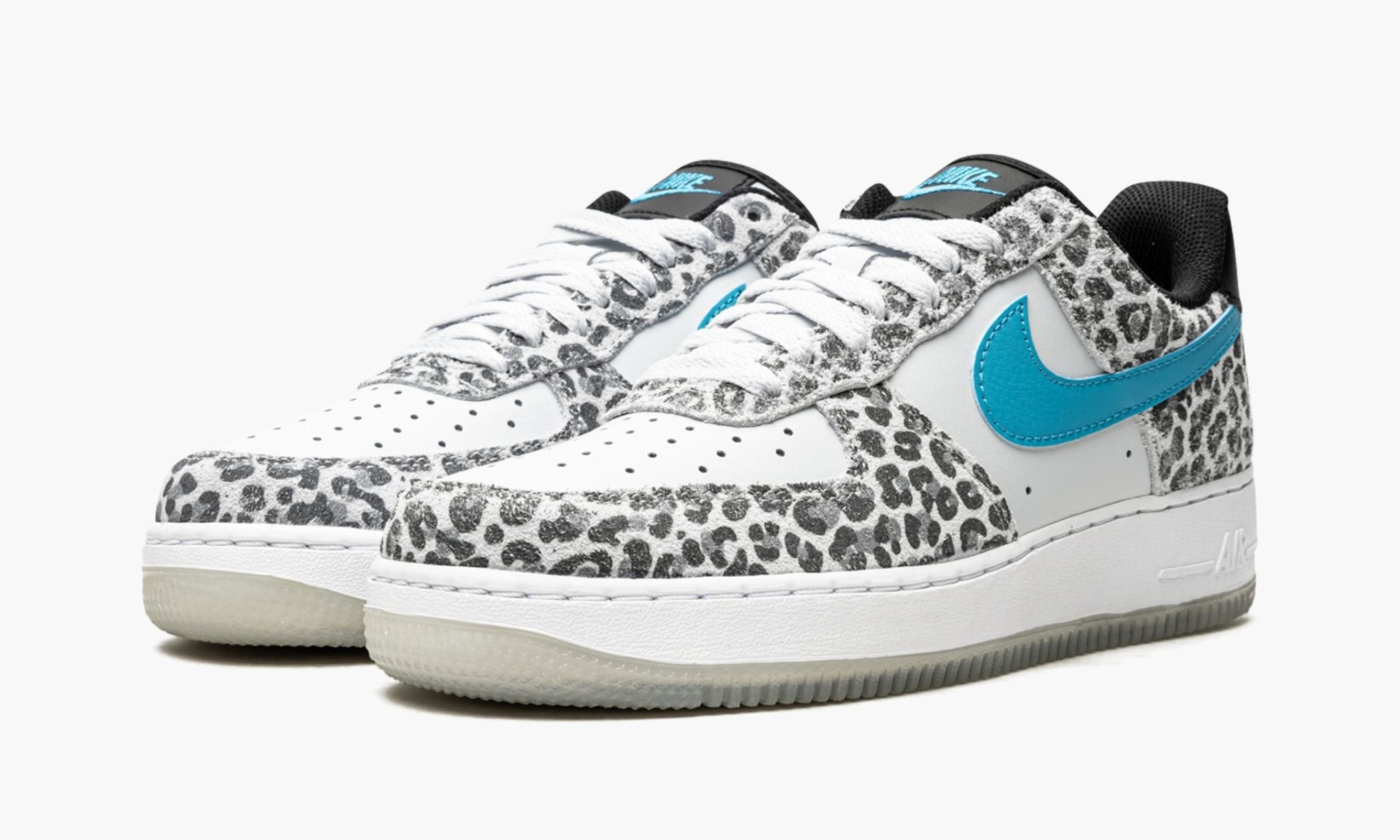 1 Low ��Snow Leopard