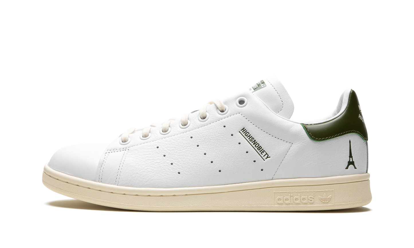 Adithtdas Stathtn Smthtith "Highsnobiety - Not In Paris" IE2530