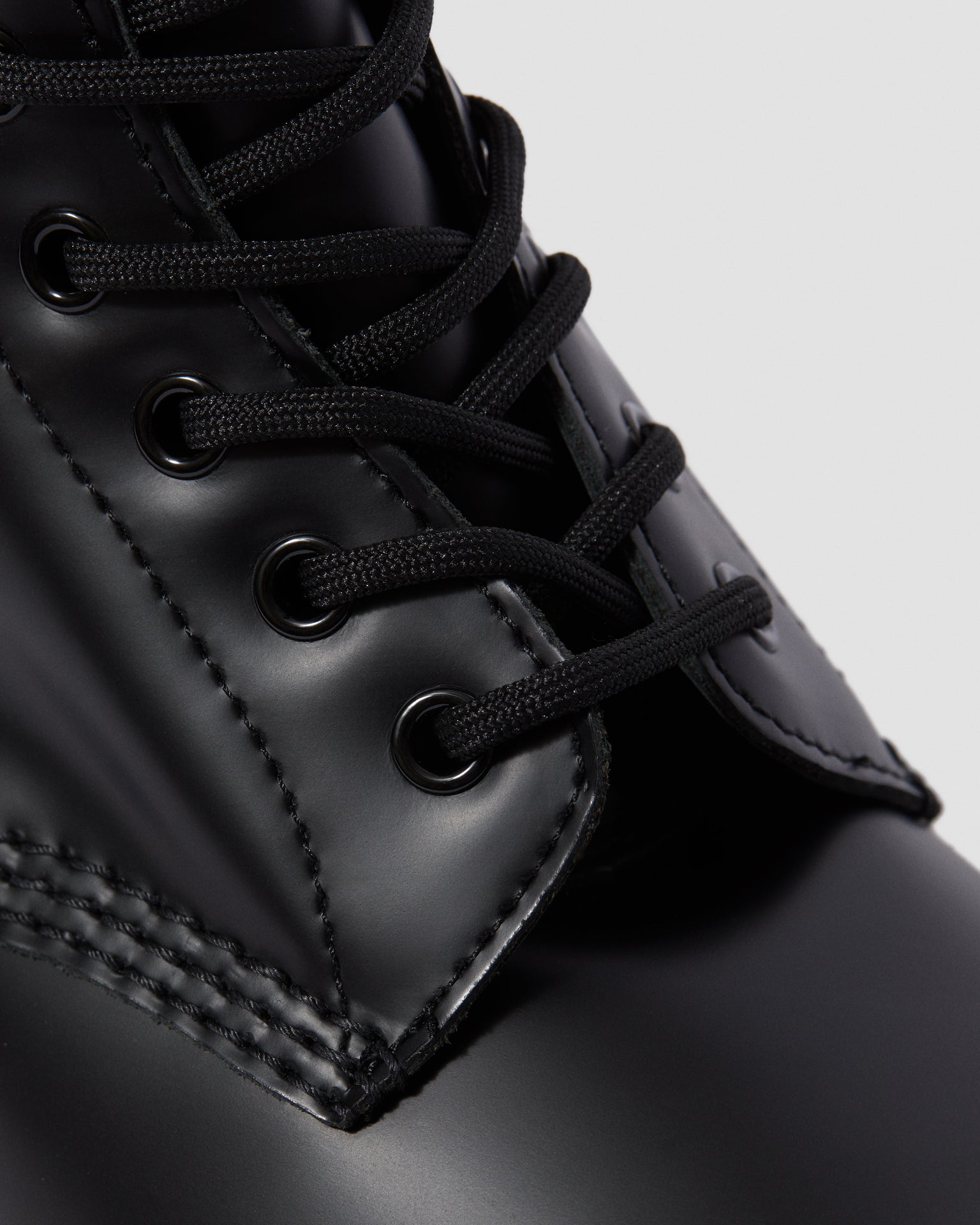 Dthtr. Marthttens 1490 Smooth Leather Boots