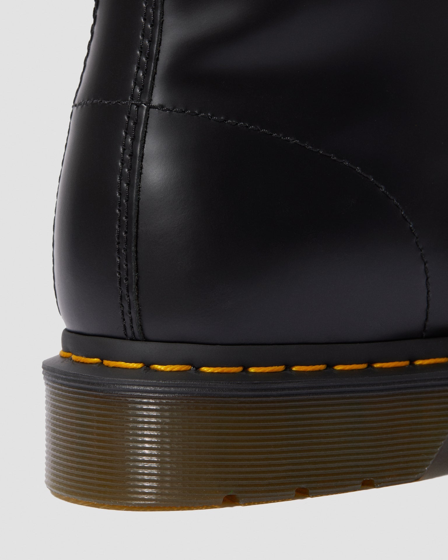 Dthtr. Marthttens 1490 Smooth Leather Boots