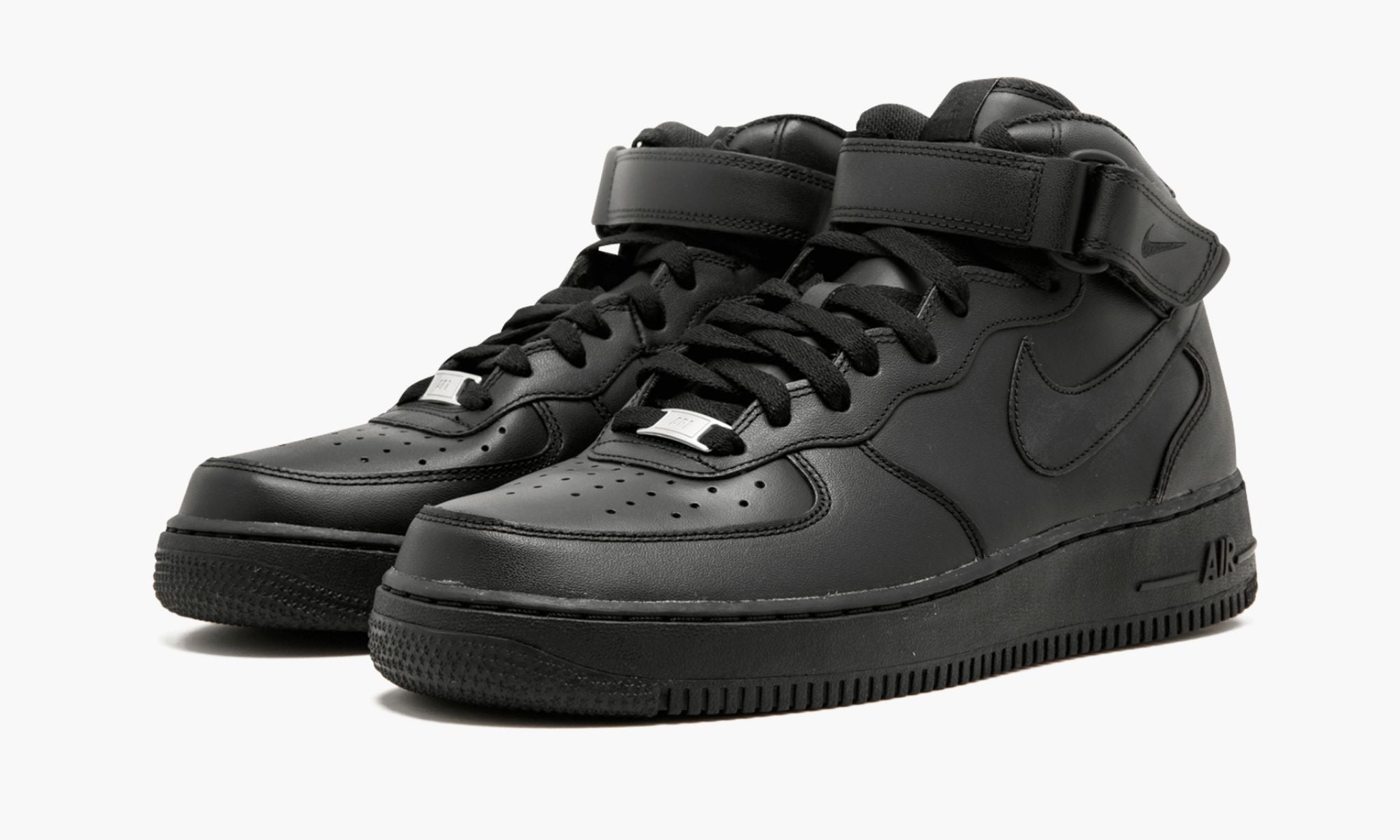 Mid 7 ��Triple Black