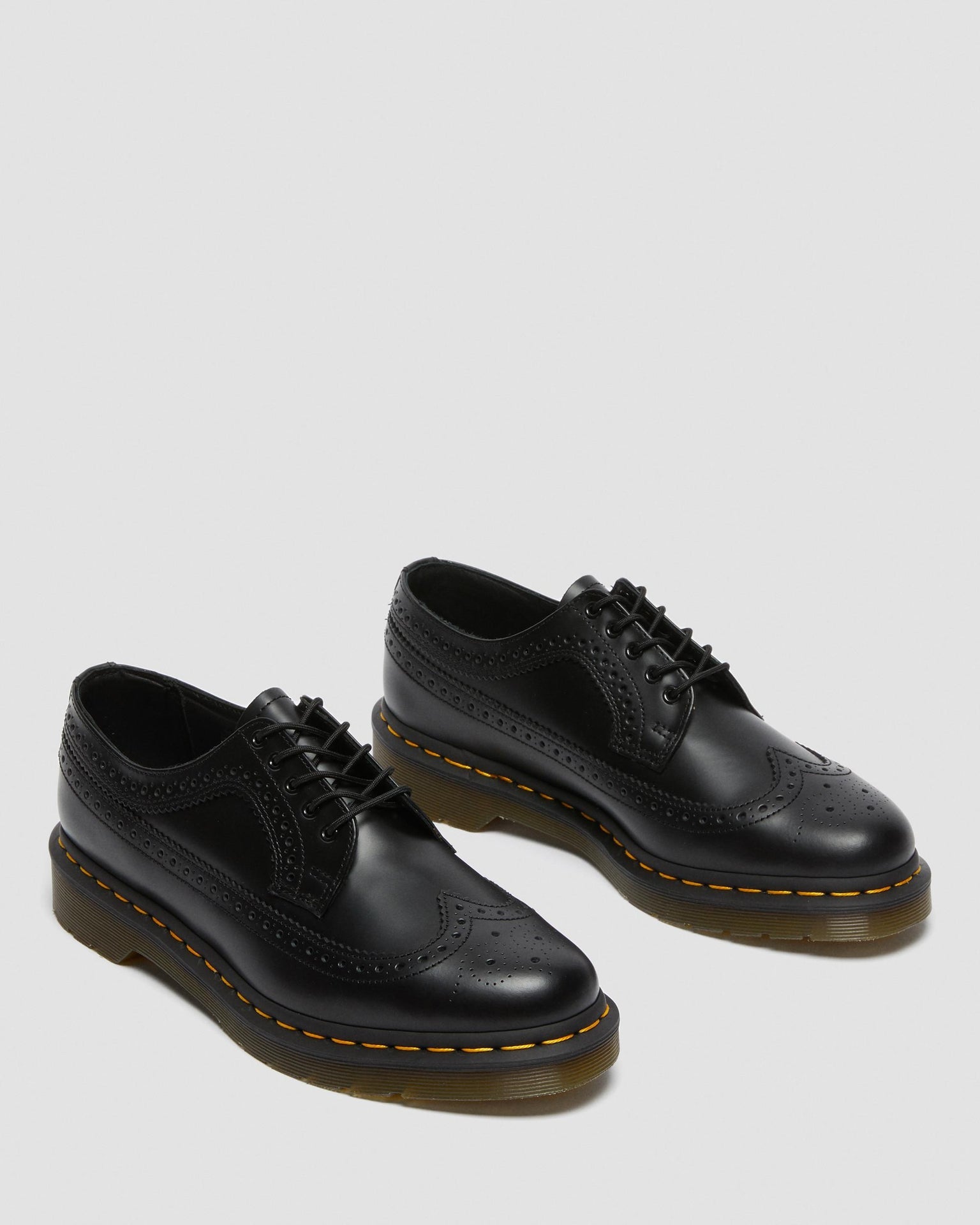 Dthtr. Marthttens 3989 Yellow Stitch Smooth Leather Shoes