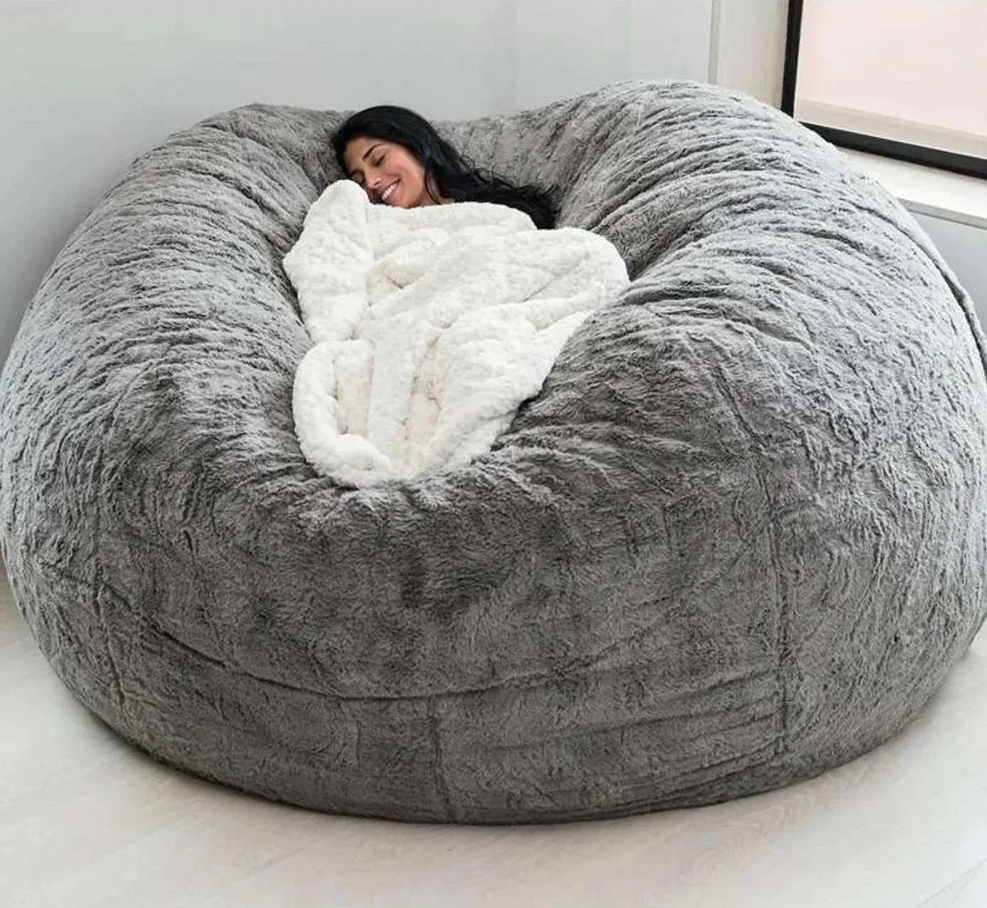 GIANT 7FT FUR BEAN BAG ( BEANS ARE INCLUDED)