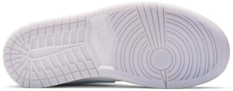 Wmns Mid BQ6472-105