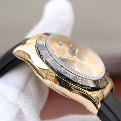 Daytona Champagne Dial with Black Subdials 40mm