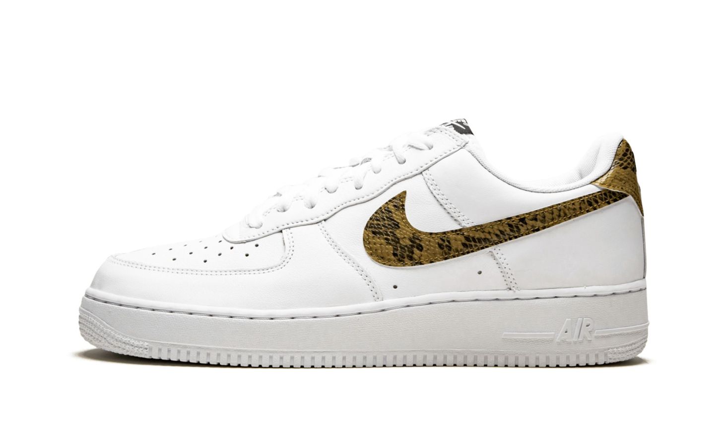 1 Low ��Ivory Snake