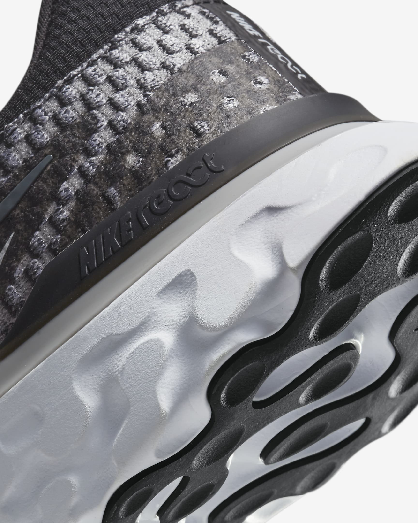 Men's Road Running Shoes