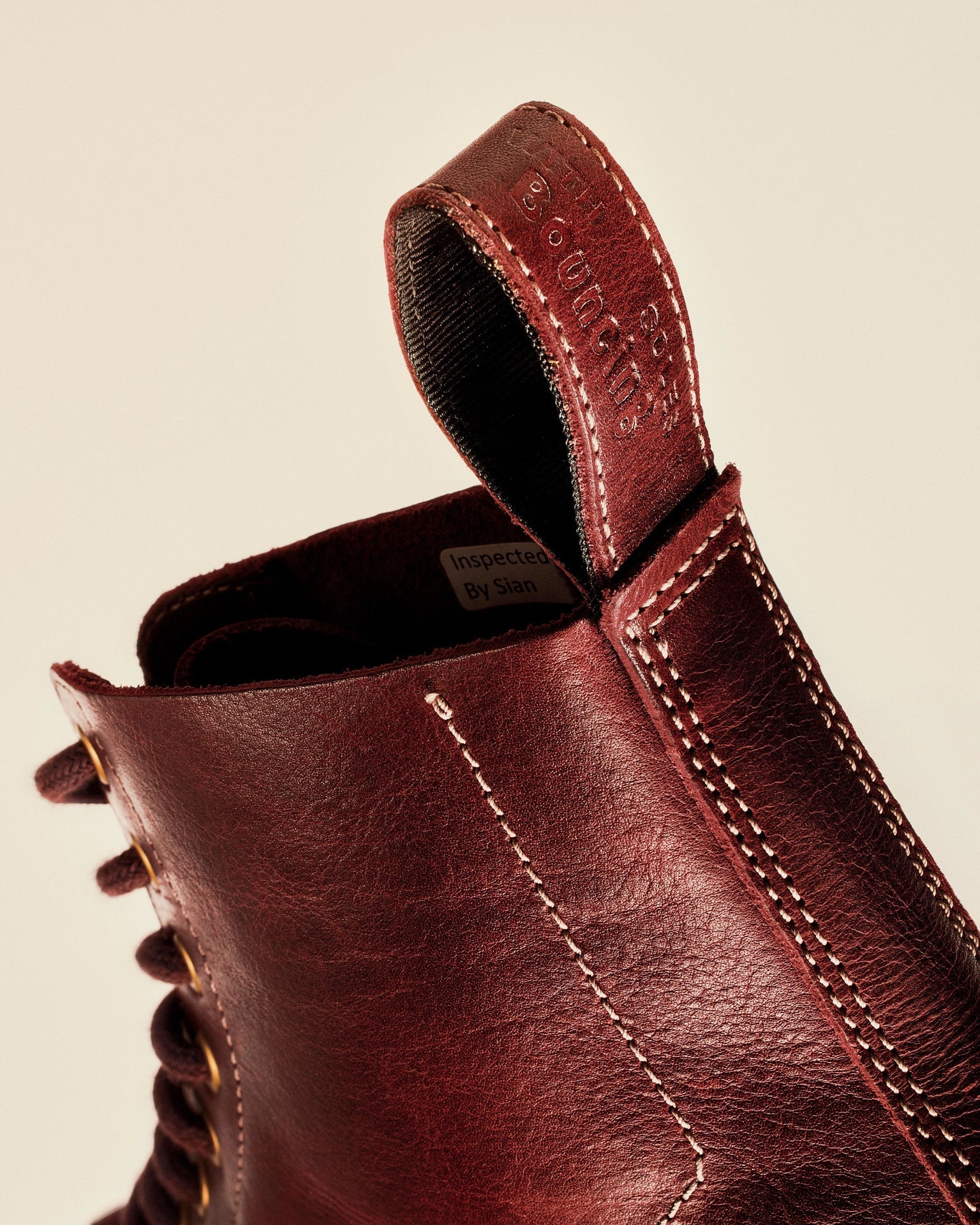 Dthtr. Marthttens 1460 Love Letter Classic Calf Leather Lace Up Ankle Boots