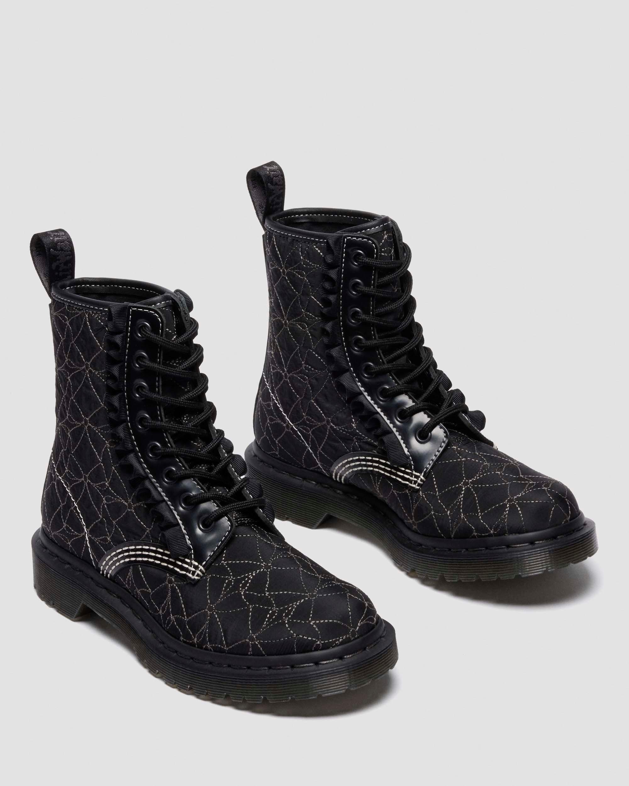 Dthtr. Marthttens 1460 Frill Leather Lace Up Boots