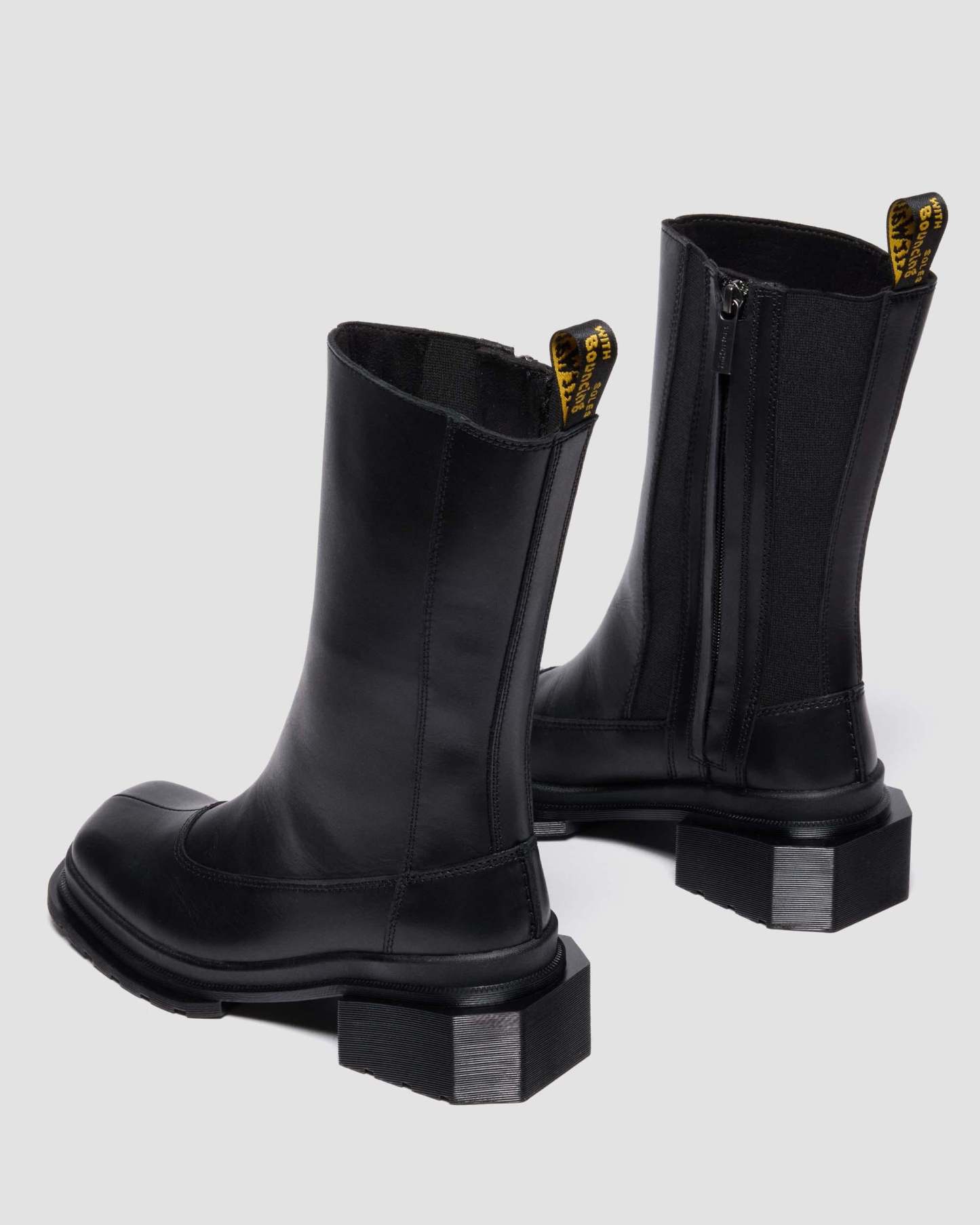 Dthtr. Marthttens Maybole Hi Square Toe Leather Chelsea Boots
