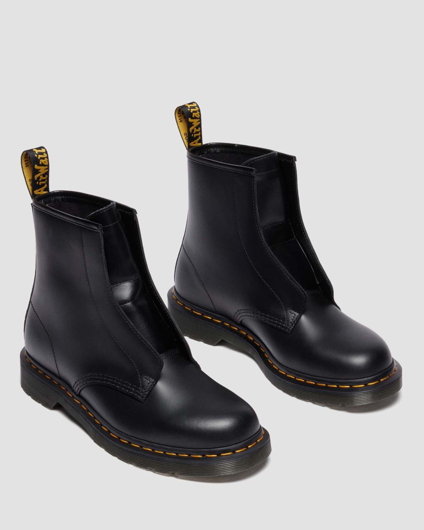 Dthtr. Marthttens 1460 Laceless Smooth Leather Slip On Boots