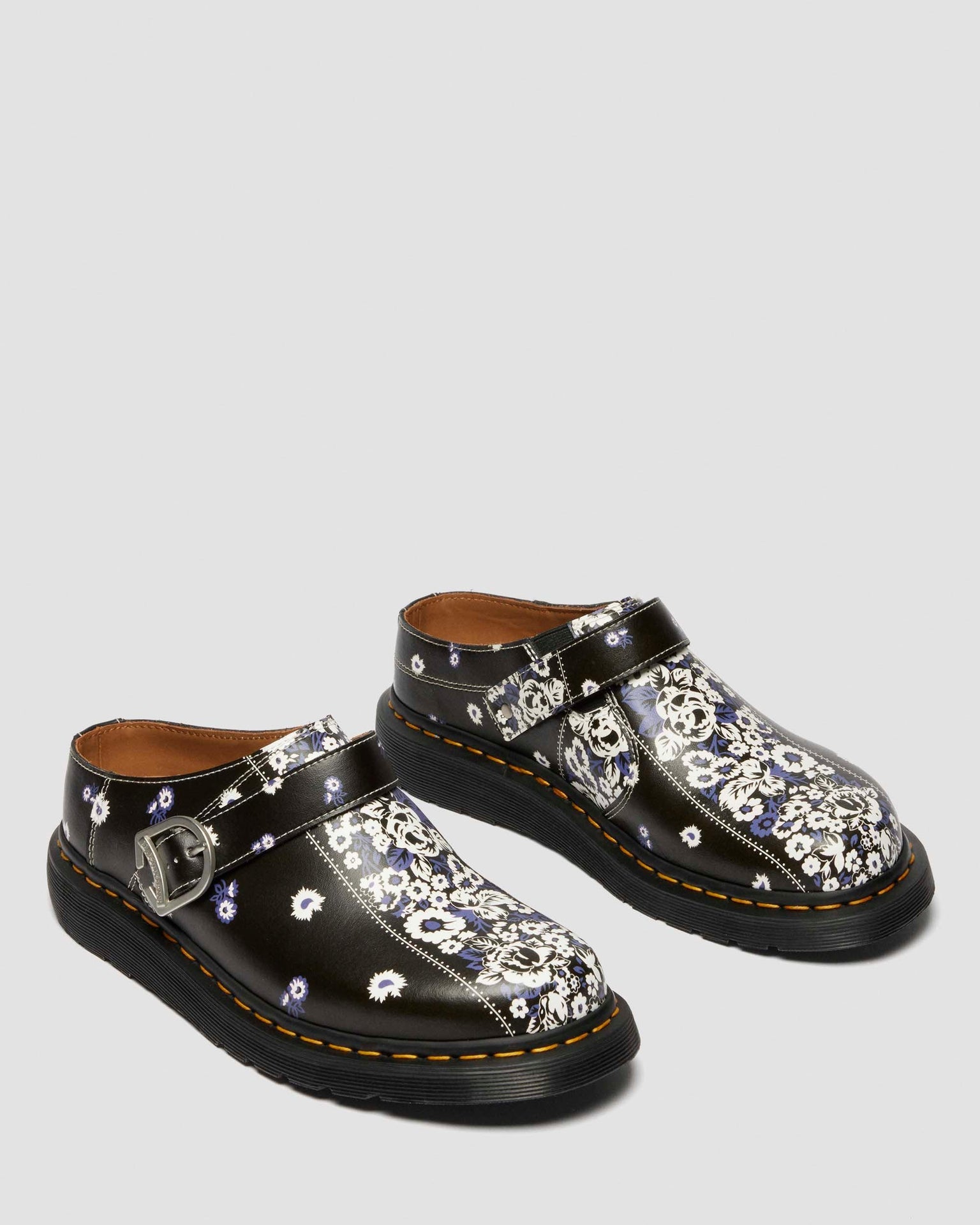 Isham Genix Nappa Leather Sandals