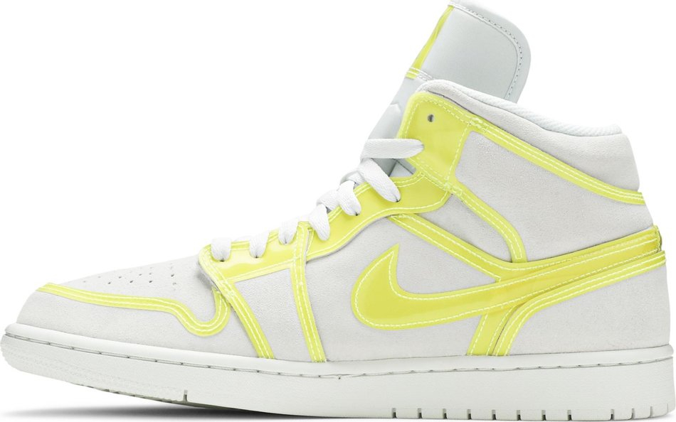 Wmns 1 Mid LX Yellow DA5552-107