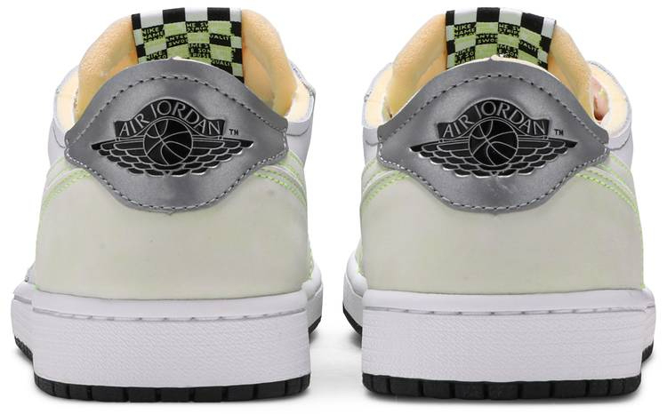 Low OG 'Ghost Green' DM7837-103