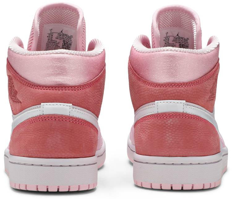 Wmns Mid 'Digital Pink' CW5379-600
