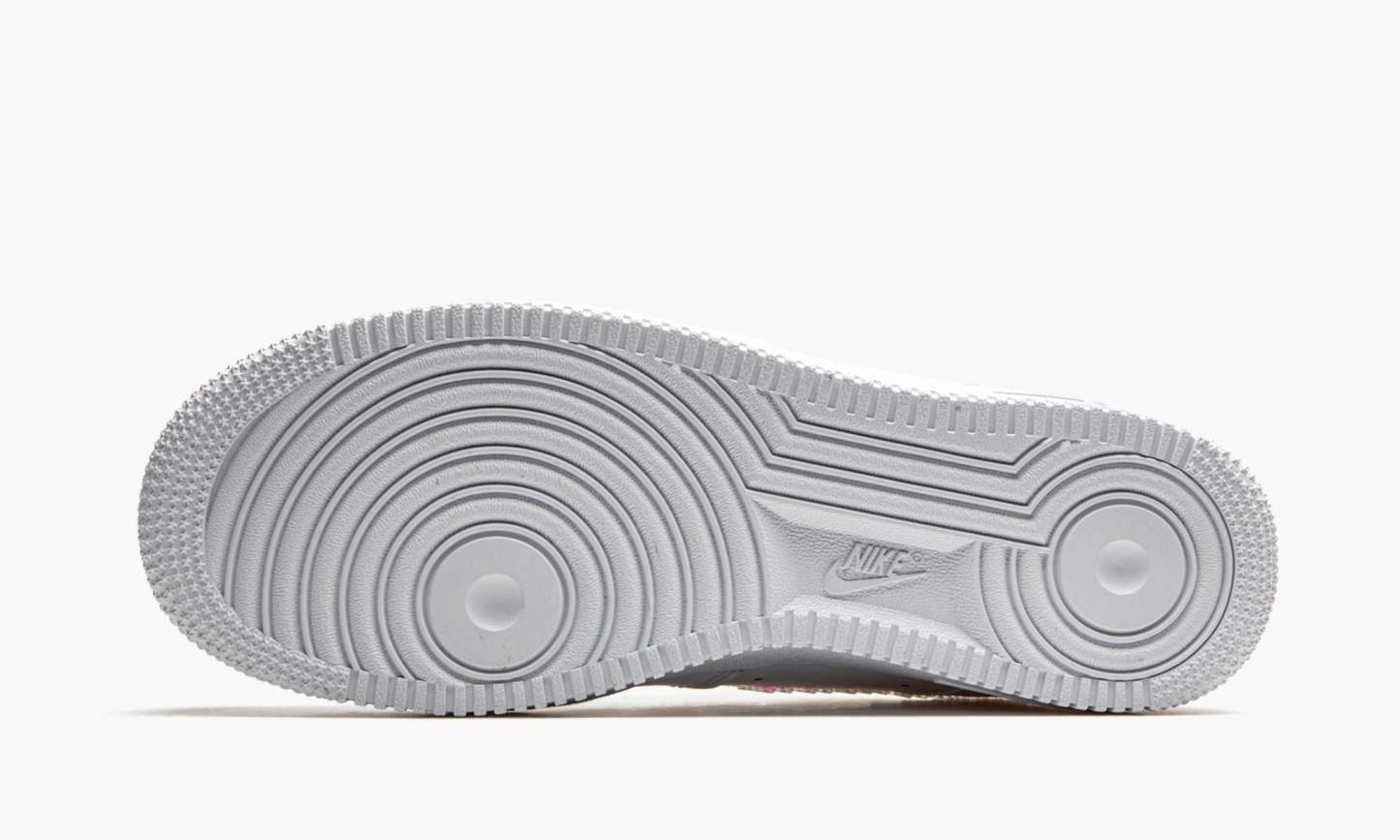 1 Low 7 LV8 ��Iridescent Pixel Swoosh