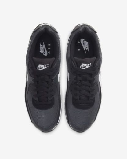 90 'Black White'