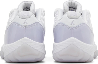 Wmns Retro Low 'Pure Violet' AH7860-101
