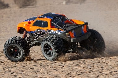 X-MAXX 4x4 new 8S version RTR complete set with 2x 4S / 5000 mAh batteries