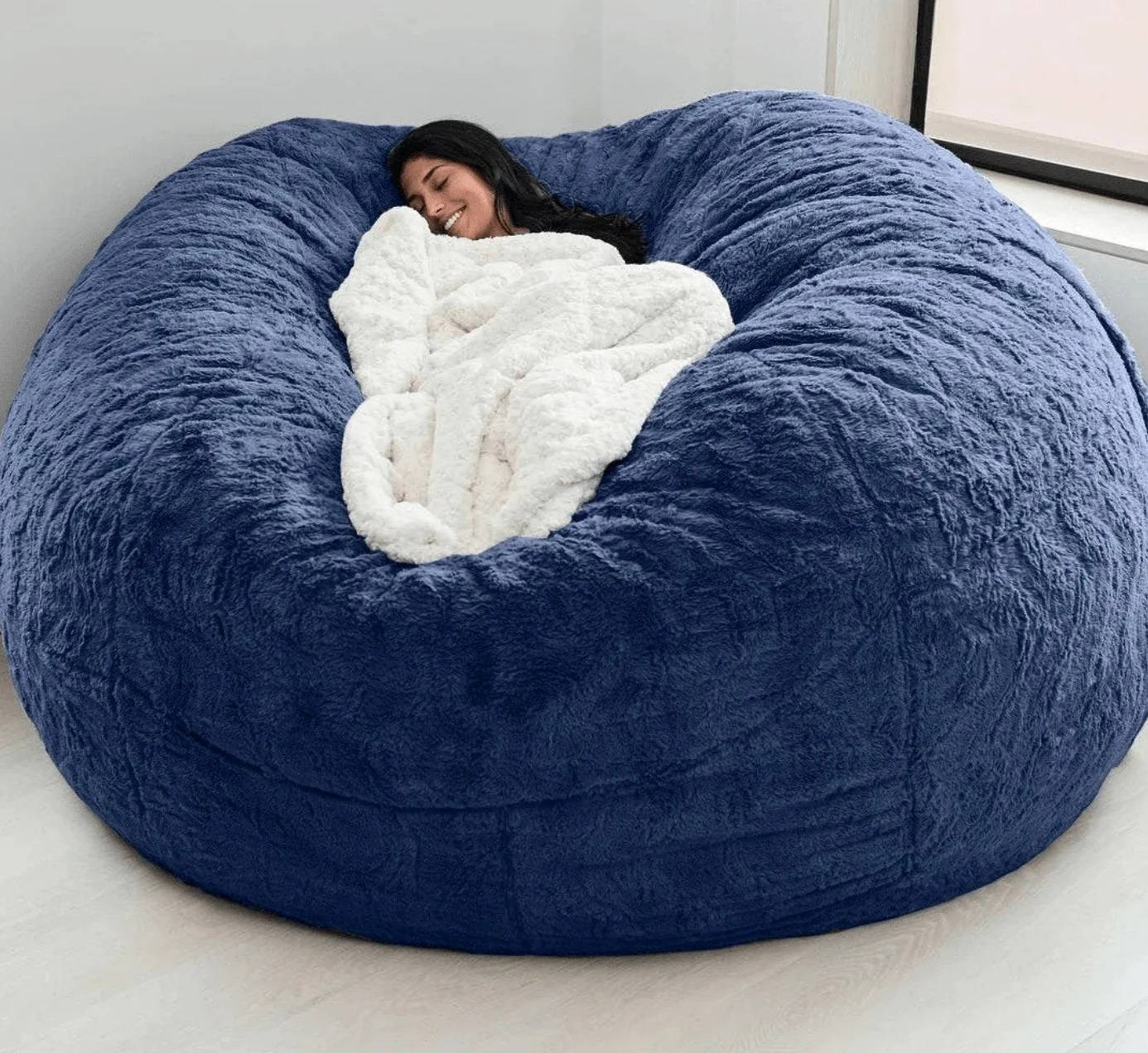 GIANT 7FT FUR BEAN BAG ( BEANS ARE INCLUDED)