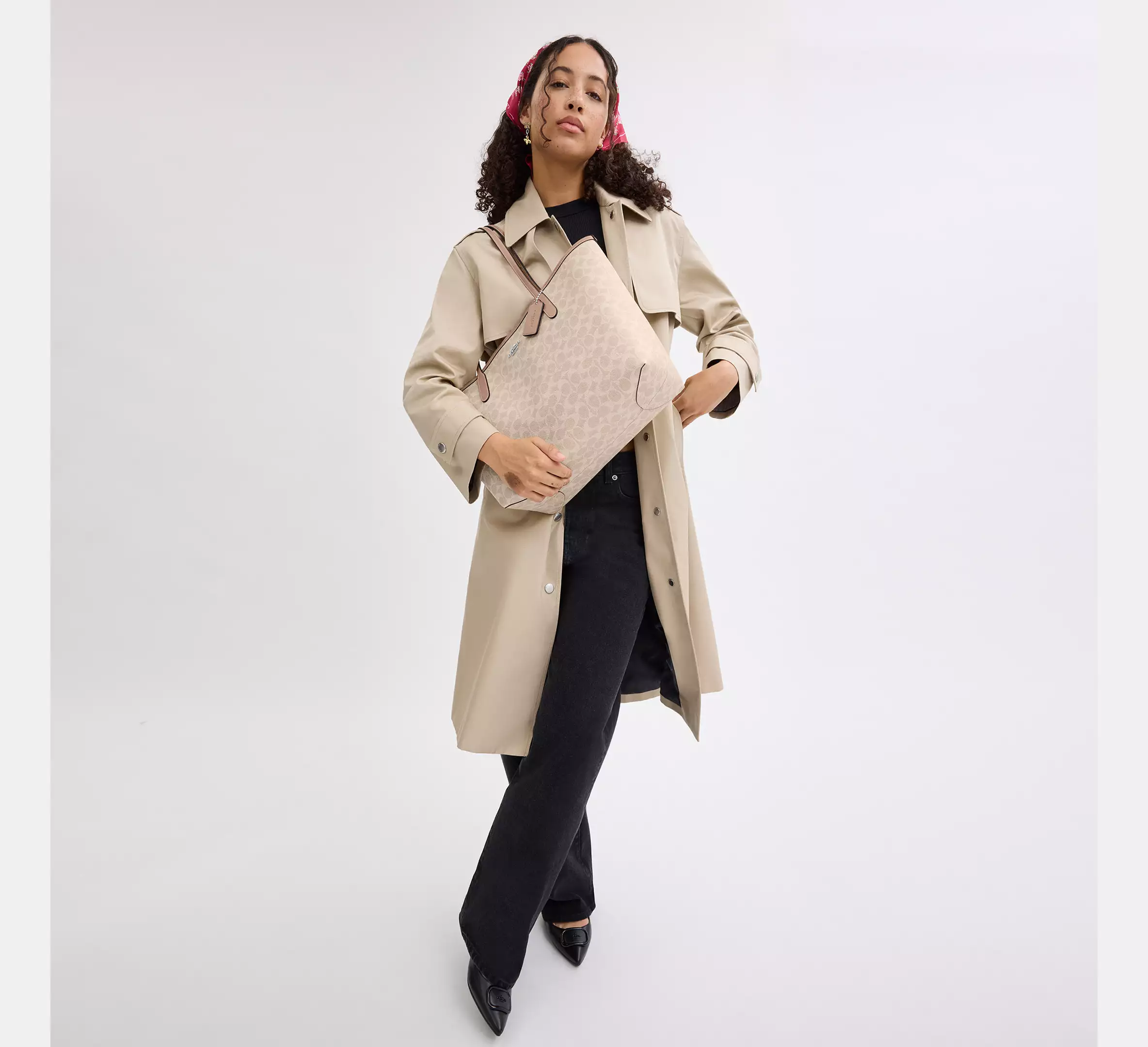 City Tote Bag In Signature Canvas