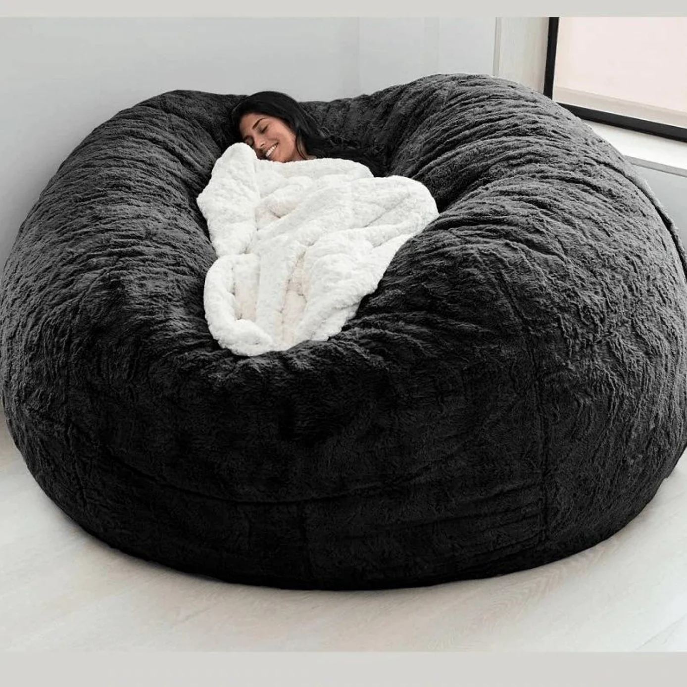 GIANT 7FT FUR BEAN BAG ( BEANS ARE INCLUDED)