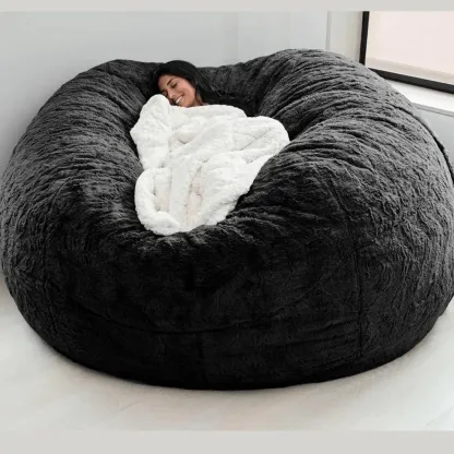 GIANT 7FT FUR BEAN BAG ( BEANS ARE INCLUDED)