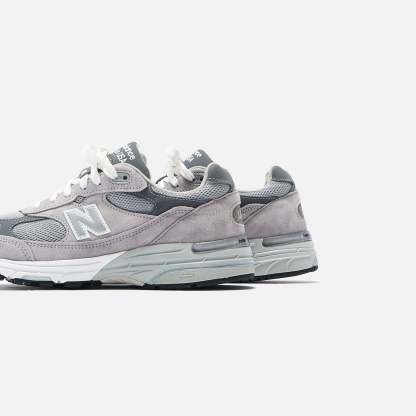 New bathtlance Made in USA 993 - Grey / White