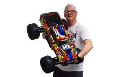 X-MAXX 4x4 new 8S version RTR complete set with 2x 4S / 5000 mAh batteries