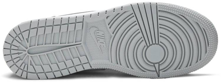 Low 'Smoke Grey' 553560-039
