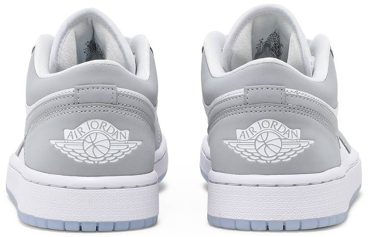 Low White Wolf Grey dc0774-105