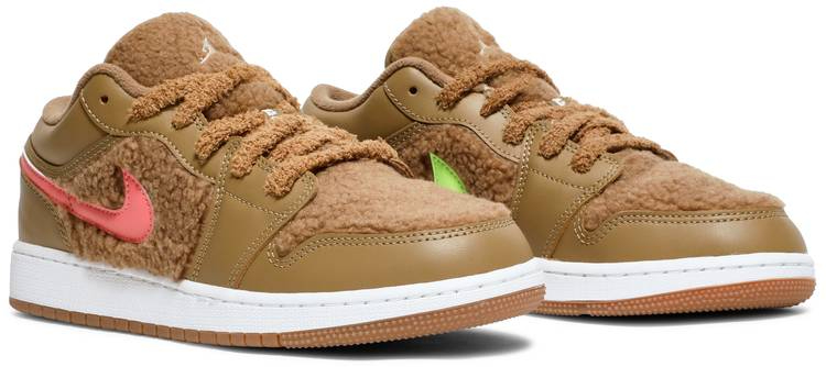 Kids Low Utility GS 'Teddy Bear' DO2233-264