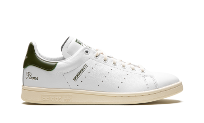 Adithtdas Stathtn Smthtith "Highsnobiety - Not In Paris" IE2530