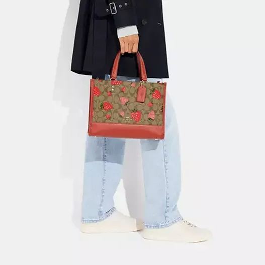 Bag With Wild Strawberry Print