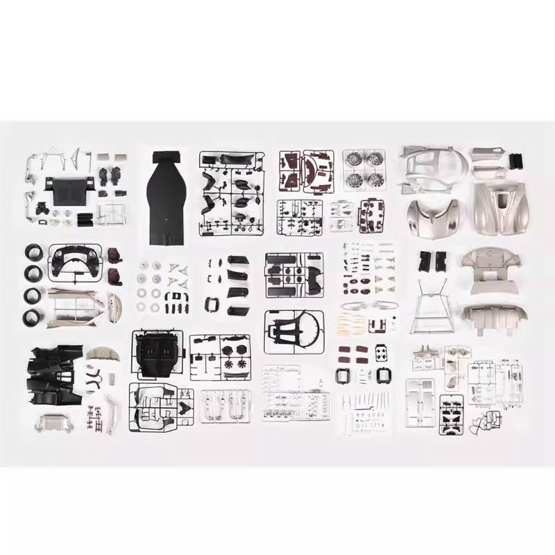 Pocher 1:8 Pagani Utopia Assembly Car