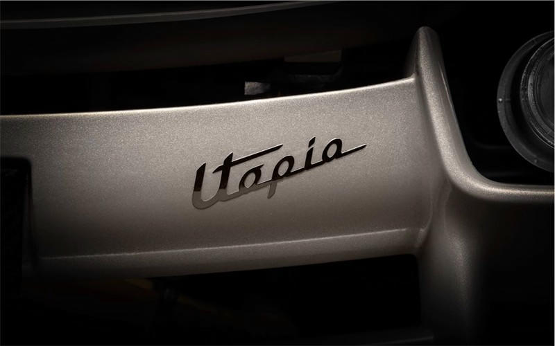 Pocher 1:8 Pagani Utopia Assembly Car