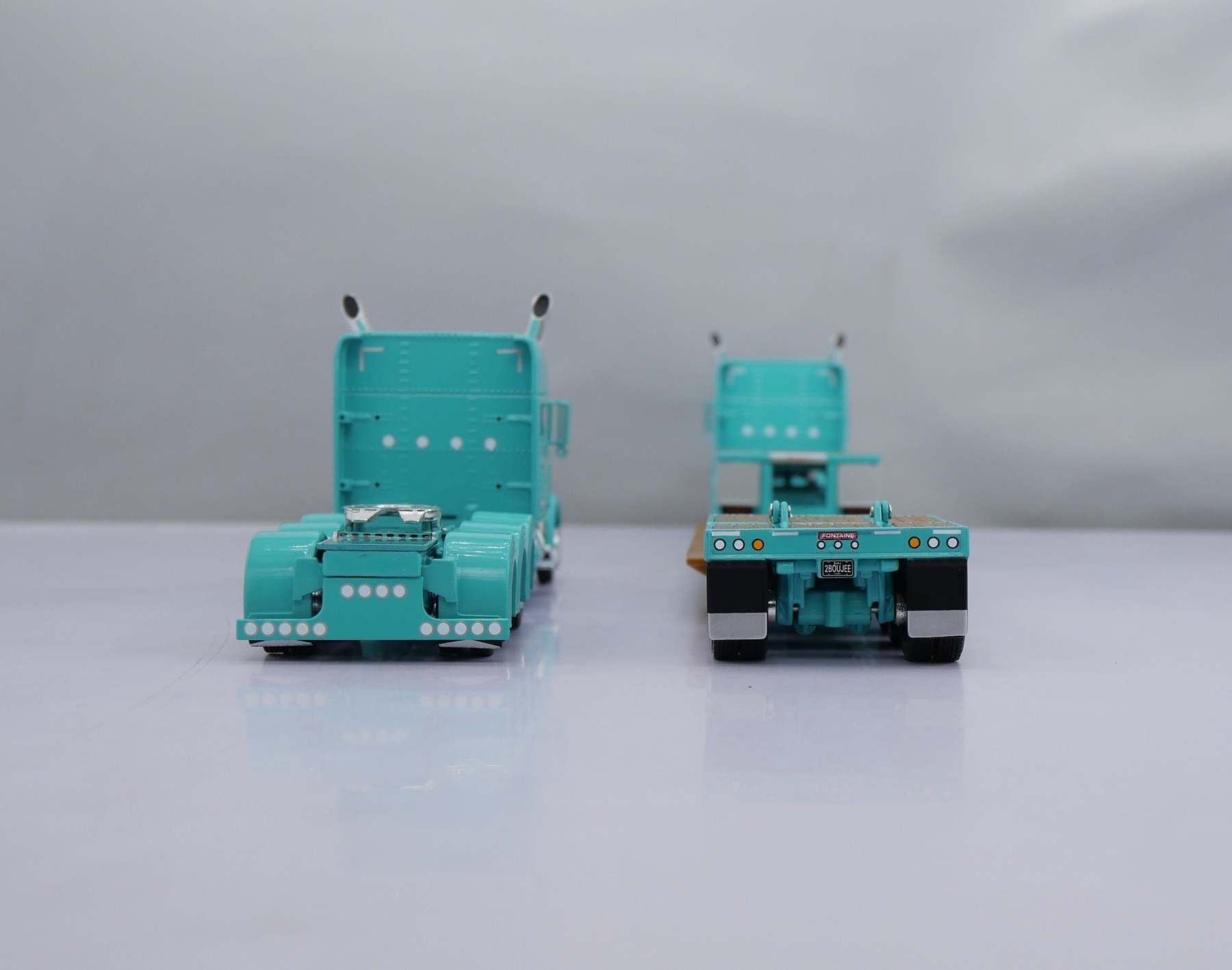 #60-1891 Shimon Trucking Peterbilt 389 w/ Lowboy Trailer