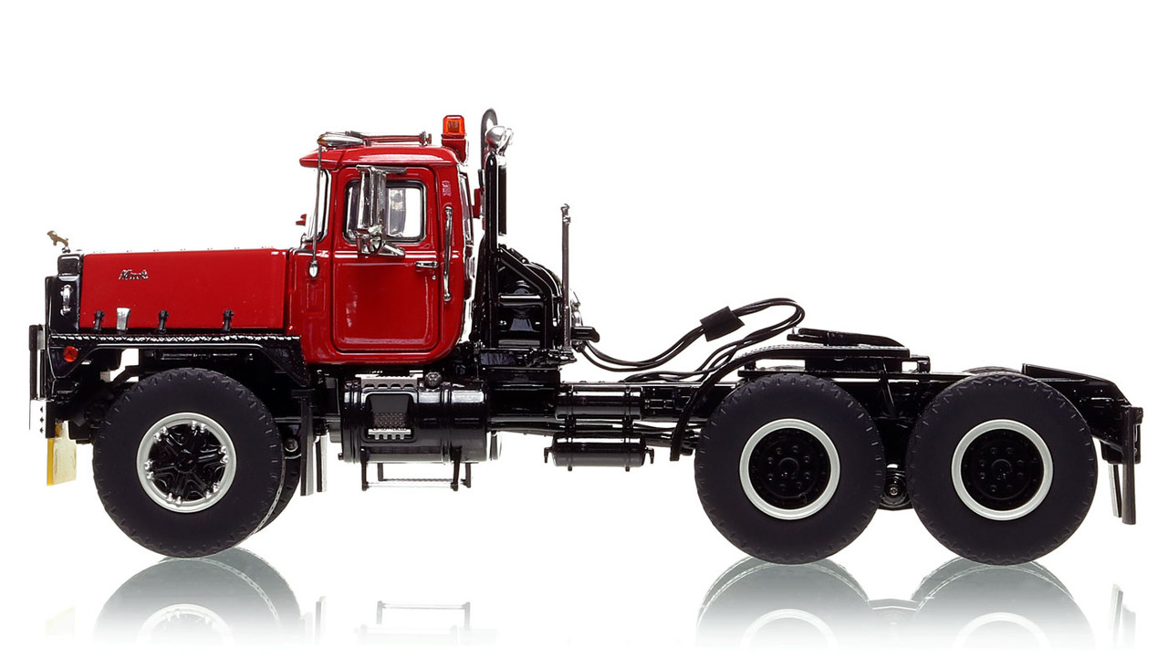 Mack RD800 Tandem Axle Tractor - DHH Red over Black