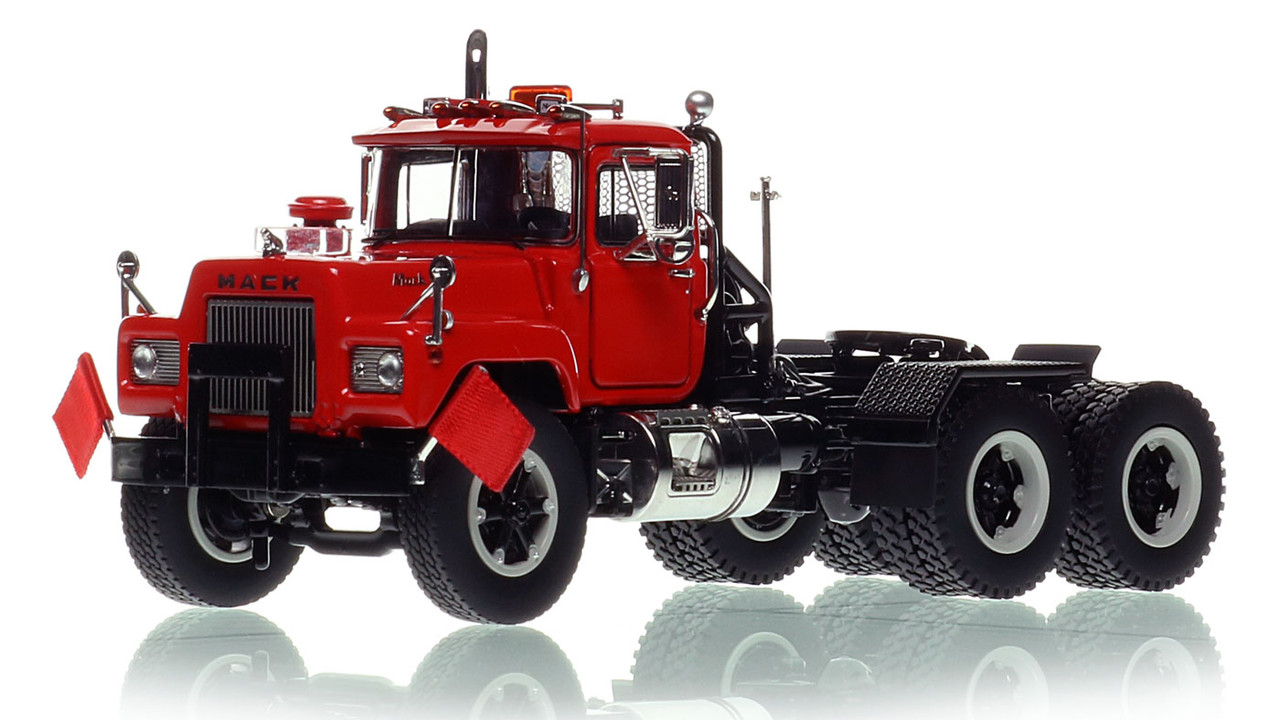 Mack R600 Tandem Axle Tractor - Viper Red over Black