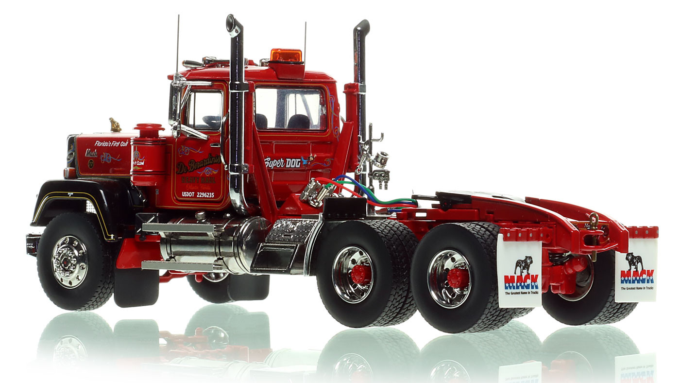 Heavy Haul 1991 Mack Superliner in 1:50 Scale