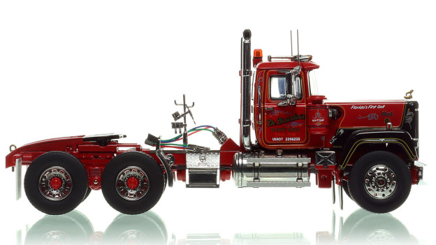 Heavy Haul 1991 Mack Superliner in 1:50 Scale