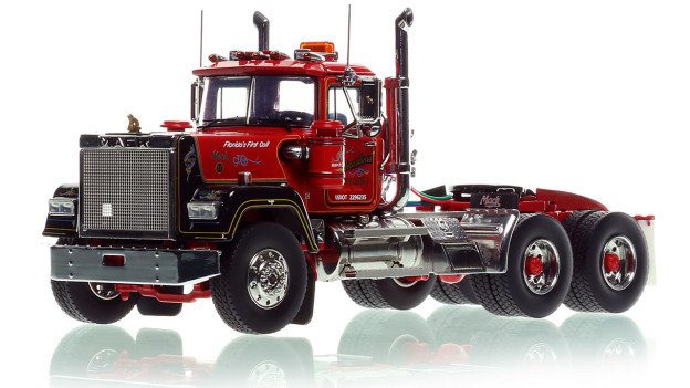 Heavy Haul 1991 Mack Superliner in 1:50 Scale