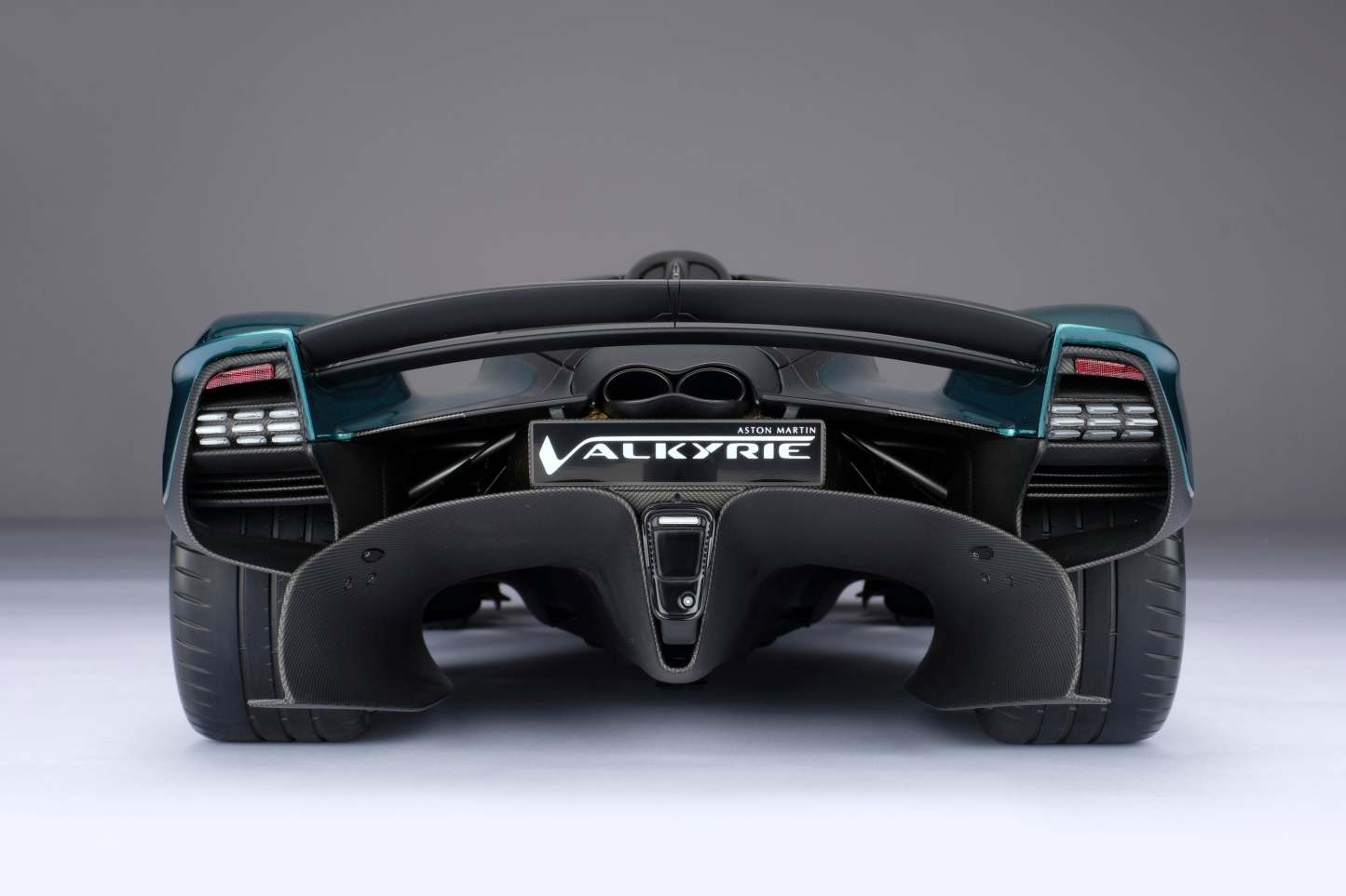 Aston Martin Valkyrie Spider (2023)