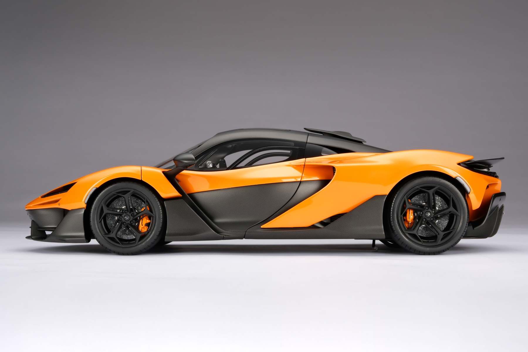 McLaren W1