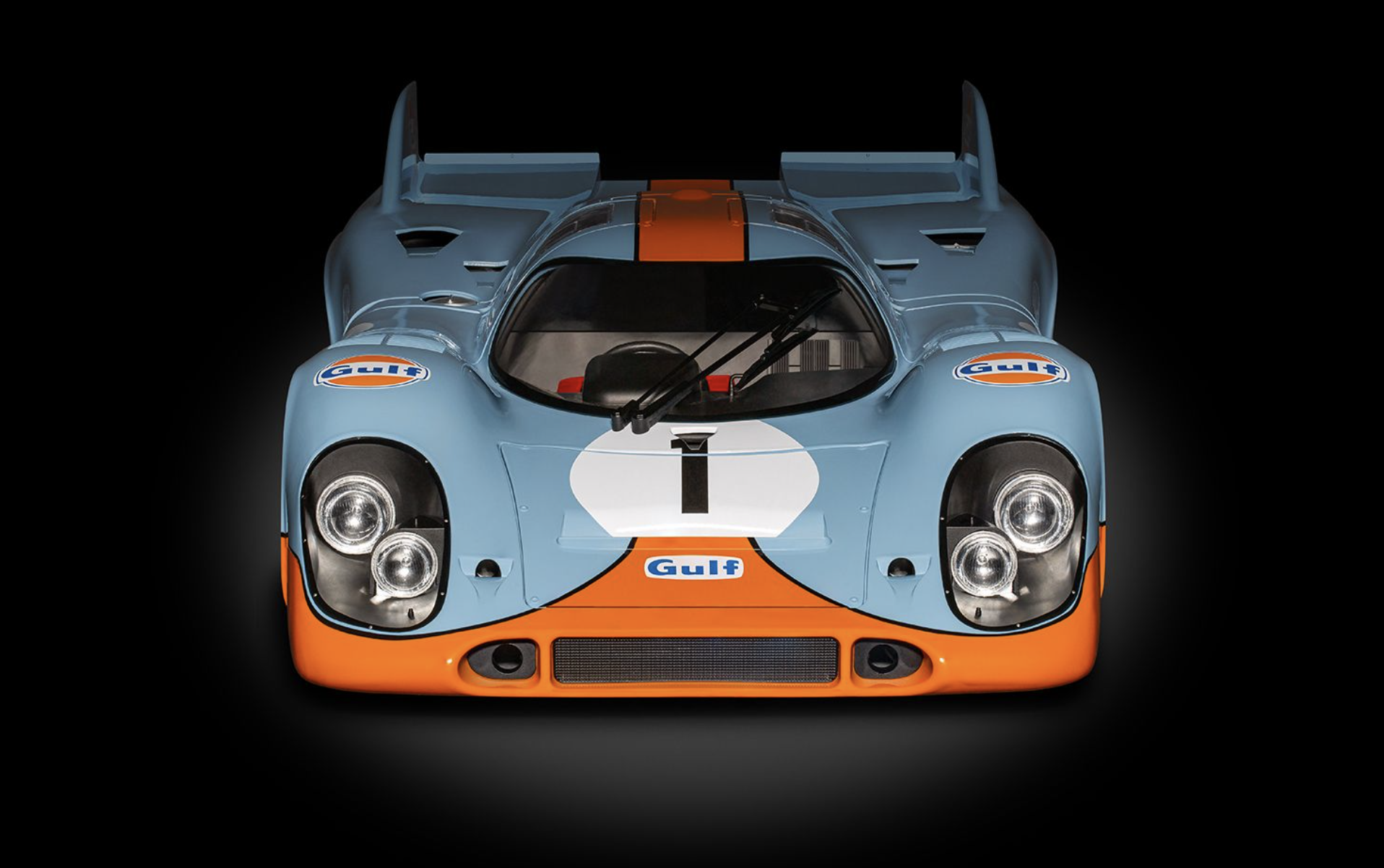 1:8 Scale Ultimate Porsche 917K Gulf Collection